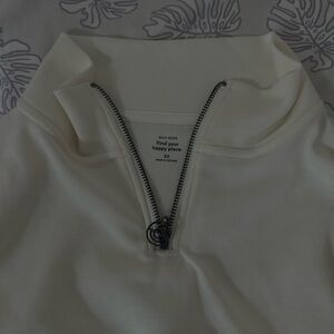 Hollister Cream Half-Zip Sweatshirt